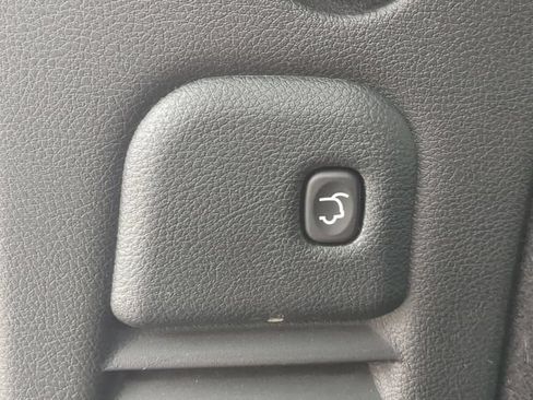 Used 2023 Dodge Durango R/T RWD image 15