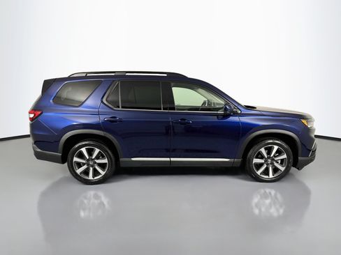Certified 2023 Honda Pilot Touring image 4