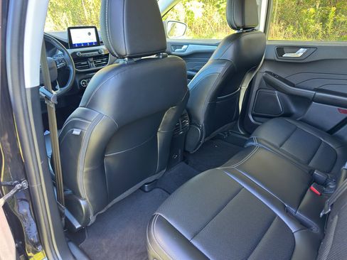 Used 2021 Ford Escape SEL image 32