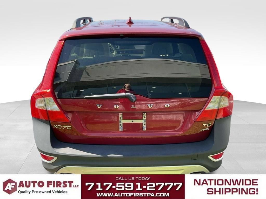 Used 2012 Volvo XC70 T6 AWD/4WD image 3