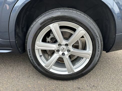 Used 2020 Volvo XC90 T6 Momentum image 33