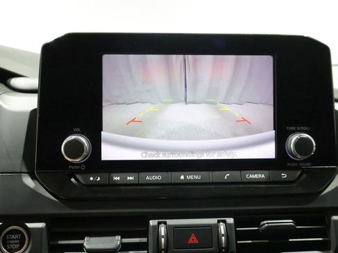 Used 2024 Nissan Pathfinder S AWD/4WD image 26