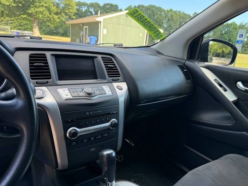 Used 2010 Nissan Murano S AWD/4WD image 11
