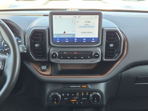 Used 2024 Ford Bronco Sport Outer Banks w/ Tech Package AWD/4WD image 13