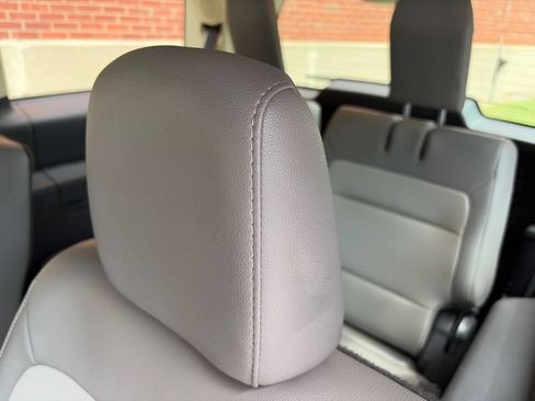 Used 2018 Ford Flex Limited w/ Equipment Group 303A AWD/4WD image 8