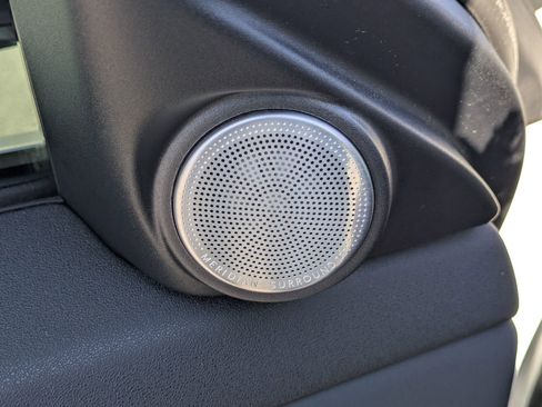 Certified 2025 Land Rover Range Rover Evoque Dynamic SE image 22