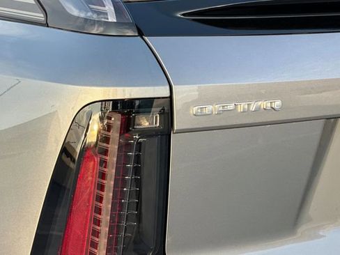 New 2026 Cadillac Optiq Luxury 1 image 25