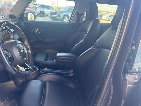 Used 2016 MINI Cooper S image 6