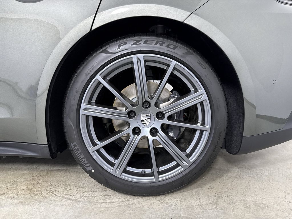 New 2026 Porsche Panamera 4 AWD/4WD image 14