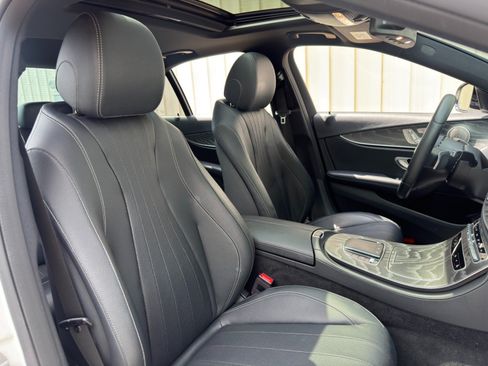 Used 2021 Mercedes-Benz E 350 Sedan w/ Premium Package image 40