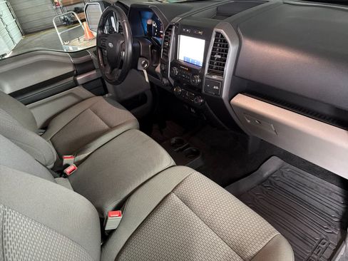 Used 2019 Ford F150 XLT w/ Equipment Group 302A Luxury AWD/4WD image 15