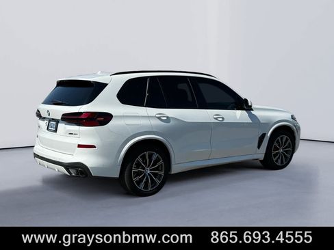 Used 2026 BMW X5 xDrive40i w/ Executive Package AWD/4WD image 3