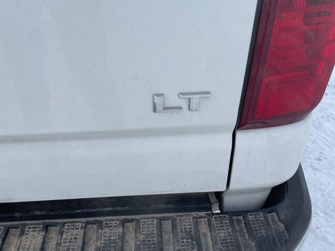 Used 2022 Chevrolet Silverado 2500 LT w/ Convenience Package image 13