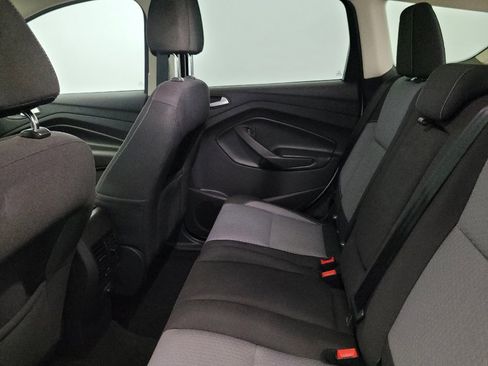 Used 2017 Ford Escape SE AWD/4WD image 18