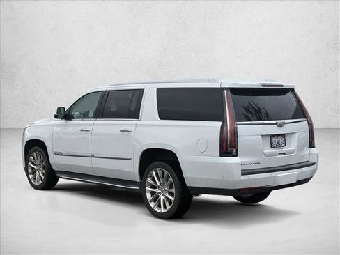 Used 2019 Cadillac Escalade ESV Luxury image 7