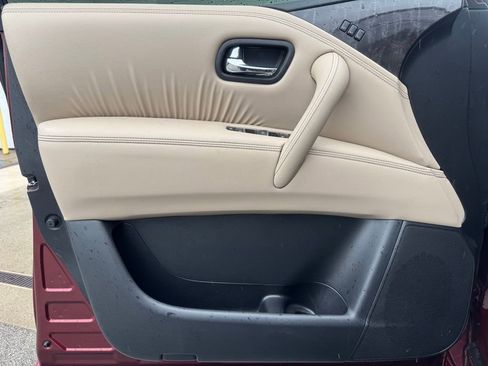 Used 2024 Nissan Armada Platinum w/ Captain's Chairs Package image 11