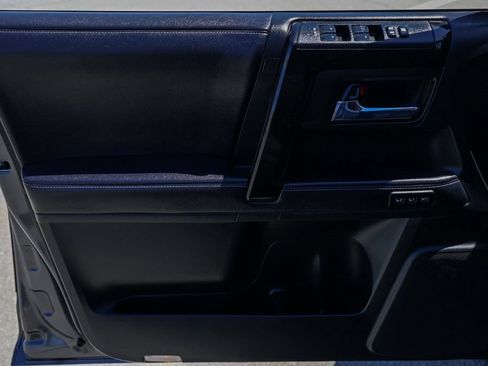 Used 2019 Toyota 4Runner Limited AWD/4WD image 24