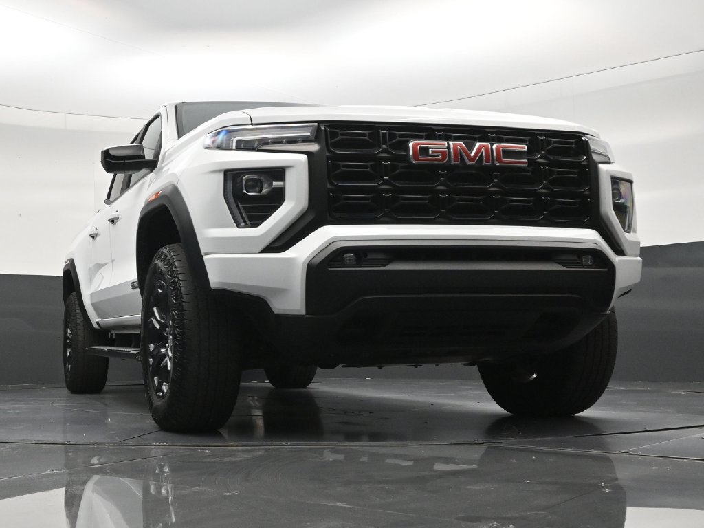 Used 2024 GMC Canyon Elevation w/ Convenience Package RWD image 26