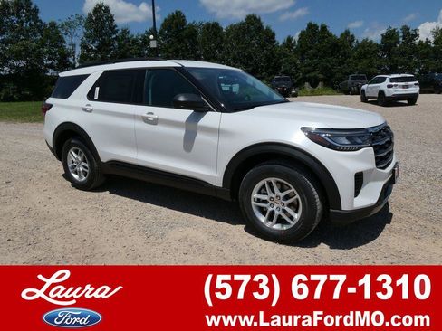 New 2026 Ford Explorer Active AWD/4WD image 1