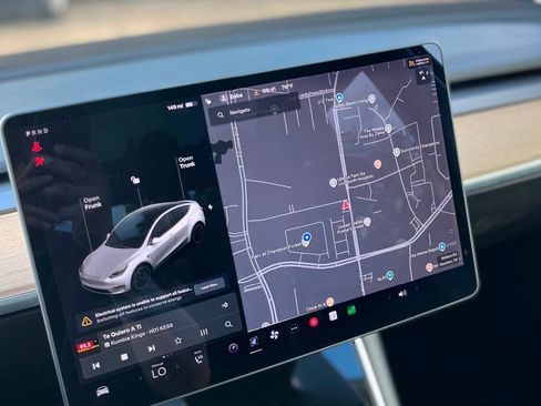 Used 2021 Tesla Model Y Performance AWD/4WD image 20