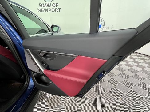 Certified 2025 BMW 530i xDrive AWD/4WD image 26