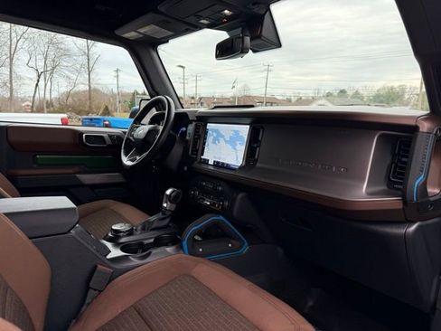 Used 2023 Ford Bronco Outer Banks w/ Sasquatch Package image 18