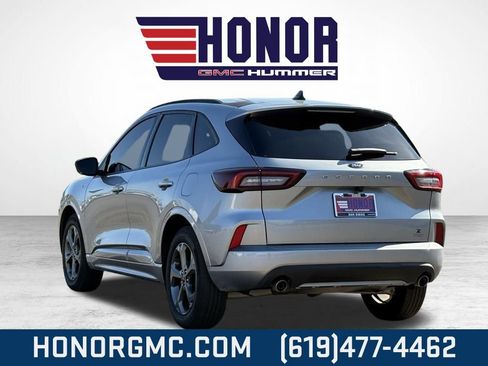 Used 2024 Ford Escape ST-Line image 5