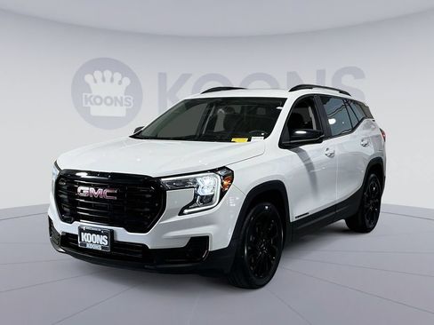 Used 2023 GMC Terrain SLE w/ Driver Convenience Package AWD/4WD image 1