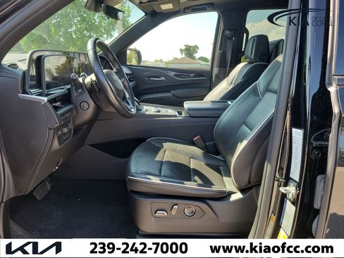 Used 2023 Cadillac Escalade Sport AWD/4WD image 23