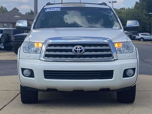 Used 2014 Toyota Sequoia Platinum RWD image 7