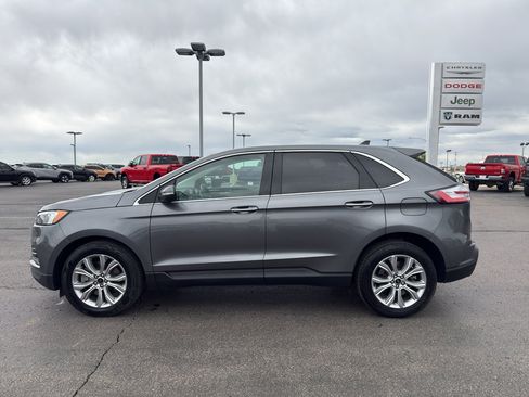 Used 2024 Ford Edge Titanium AWD/4WD image 8