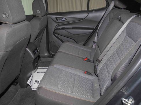 Used 2022 Chevrolet Equinox LT image 12