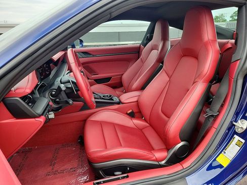 Certified 2024 Porsche 911 Carrera 4 GTS image 5