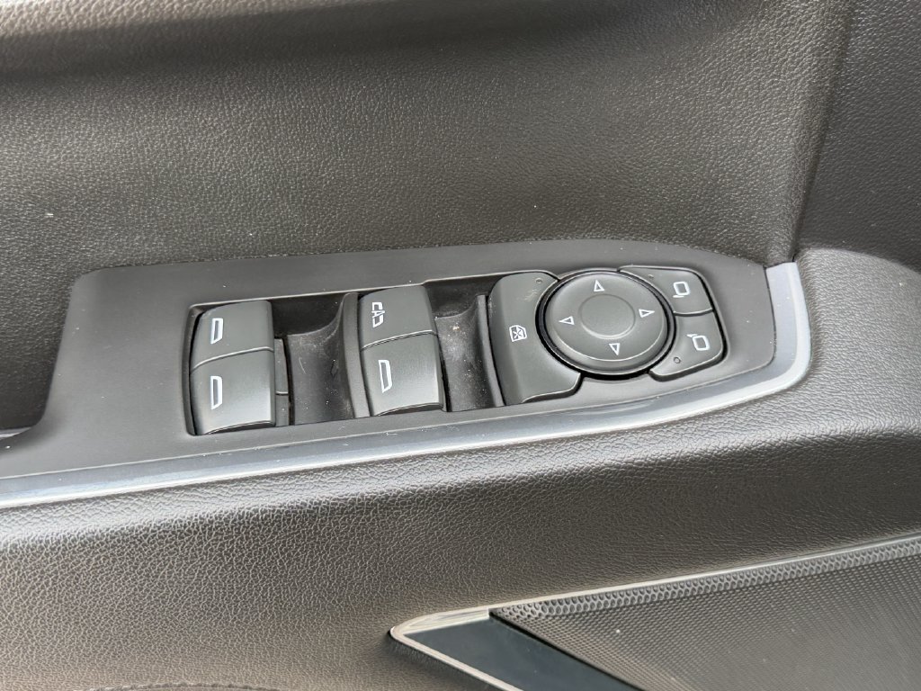Used 2022 Chevrolet Silverado 1500 LT RWD image 26