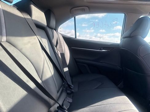 Used 2021 Toyota Camry XSE FWD image 28