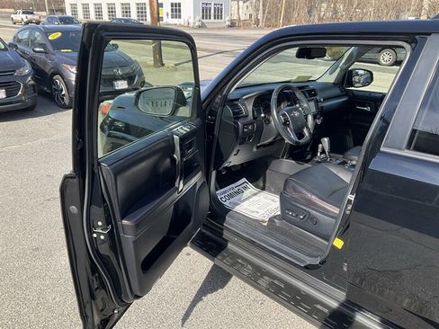 Used 2016 Toyota 4Runner Trail Premium image 21