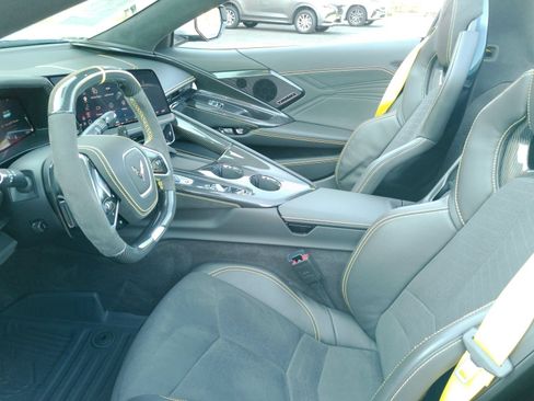 Used 2026 Chevrolet Corvette E-Ray w/ Stealth Interior Trim Package AWD/4WD image 16