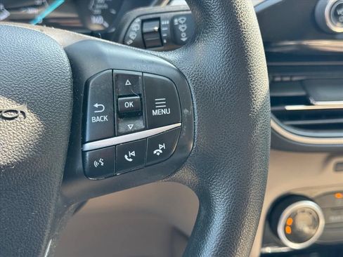 Used 2022 Ford Escape SE AWD/4WD image 17