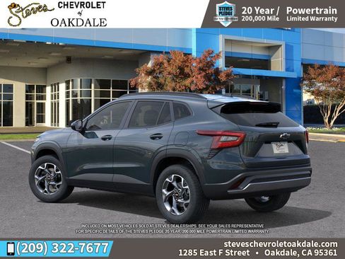 New 2026 Chevrolet Trax LT w/ Driver Confidence Package image 3