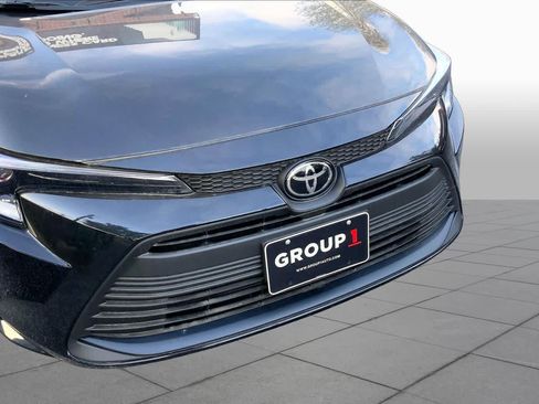 Used 2026 Toyota Corolla LE FWD image 28