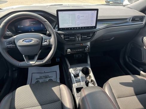 Certified 2023 Ford Escape ST-Line Select w/ Tech Pack #2 AWD/4WD image 24
