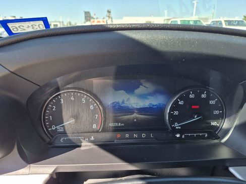 Certified 2022 Ford Explorer XLT w/ Equipment Group 202A image 7