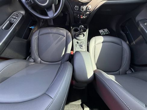 Used 2024 MINI Cooper Countryman FWD image 8