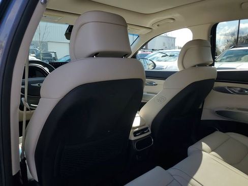 Used 2022 Genesis GV70 2.5T w/ Select Package image 13