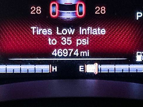 Used 2021 Jeep Renegade Latitude w/ Convenience Group image 32