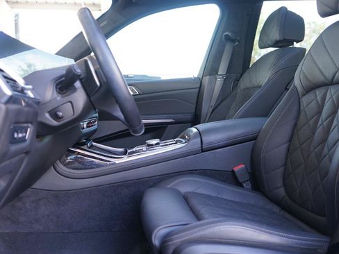 Used 2024 BMW X7 xDrive40i w/ M Sport Package AWD/4WD image 23