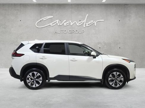 Used 2023 Nissan Rogue SV FWD image 18
