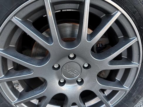 Used 2010 Toyota Matrix image 4