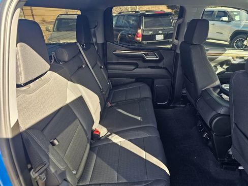 Used 2024 GMC Sierra 1500 Elevation image 19