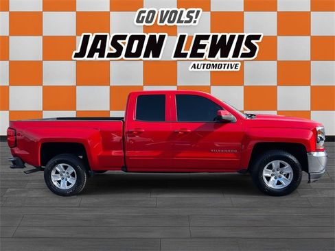 Used 2018 Chevrolet Silverado 1500 LT image 2